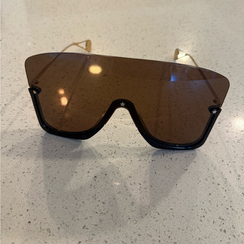 Gucci Black Oversize Shield Sunglasses